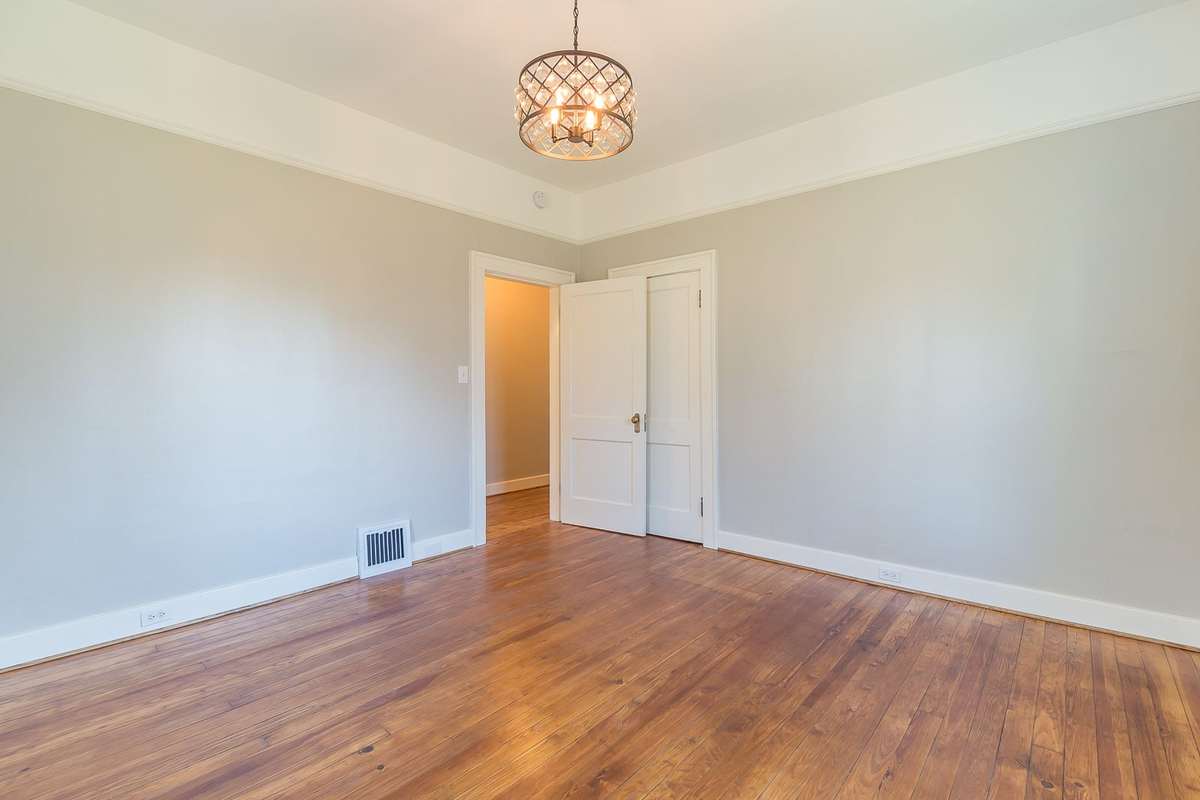 2353 Peachtree Street project photo 50