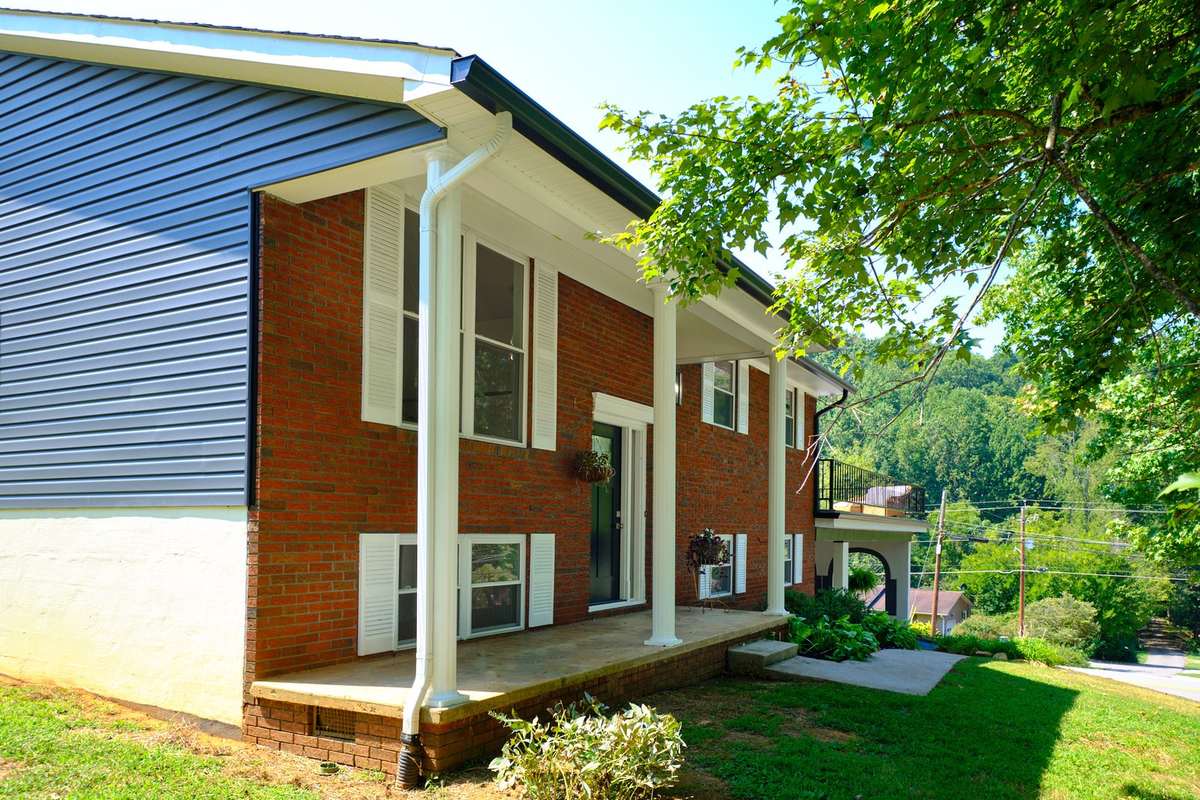 8216 Pickens Gap Road — Photo 5