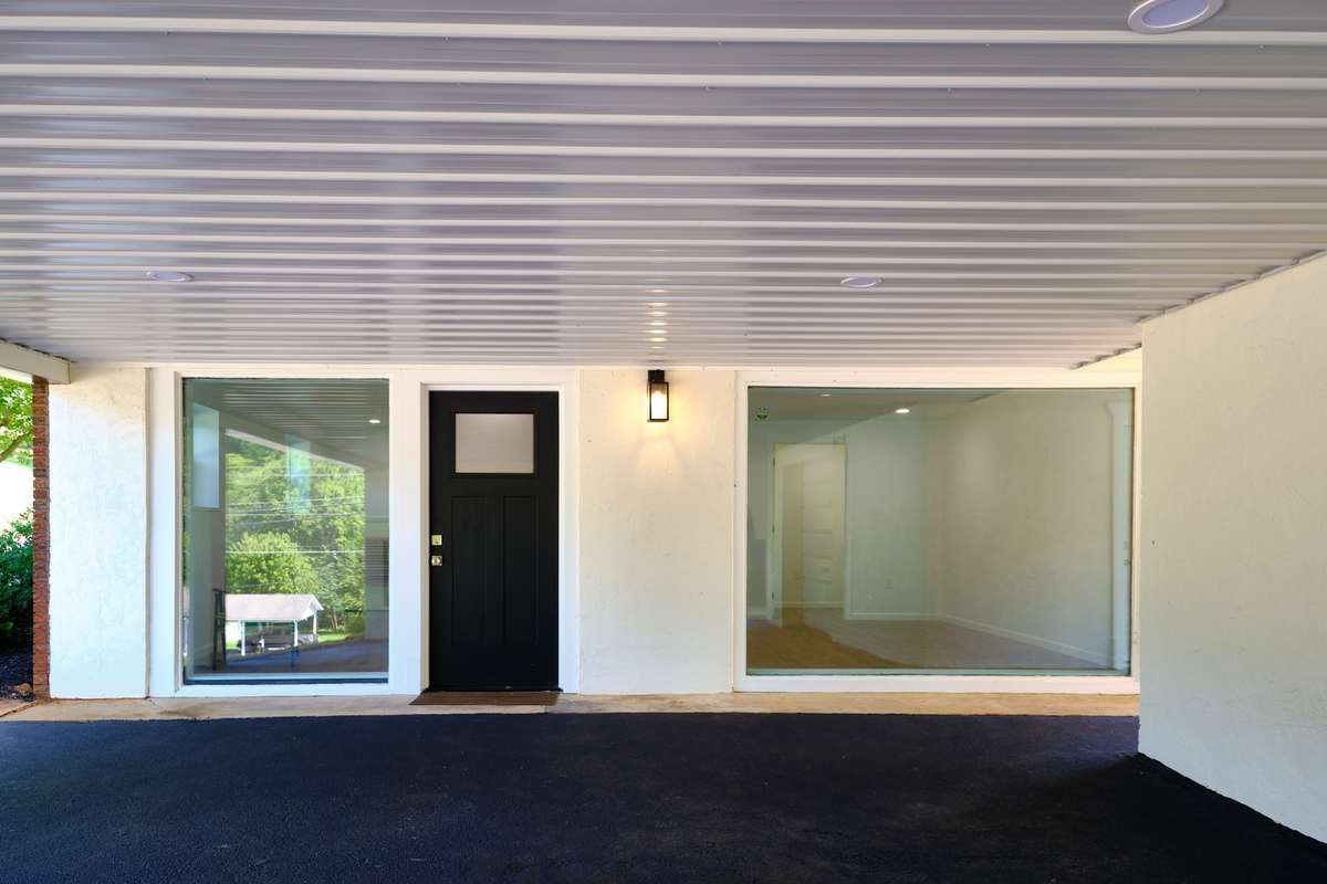 8216 Pickens Gap Road — Photo 12
