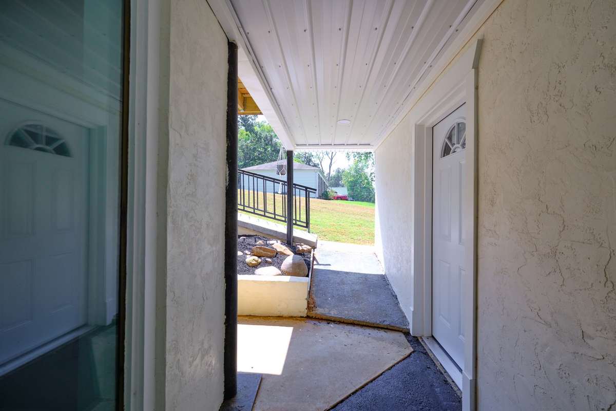 8216 Pickens Gap Road — Photo 13